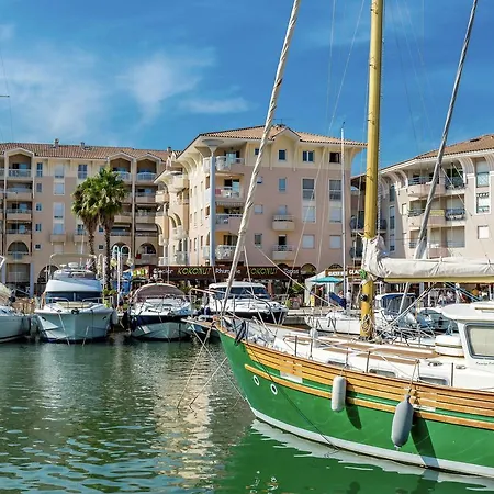 Port D Attache Apartment *